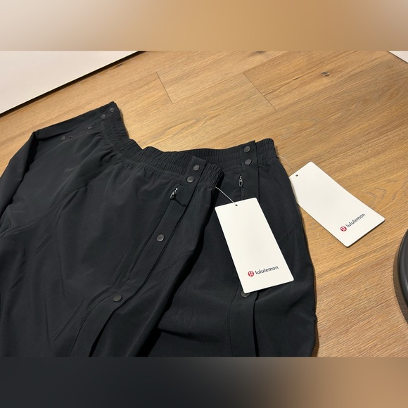 lululemon black jogger track pants NWT - Picture 3 of 15